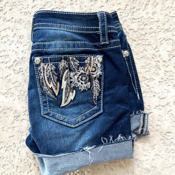 Miss Me Shorts Size 28 Denim Blue Jean Embellished Pockets Bling Cut Off Cuffed - Picture 2 of 6